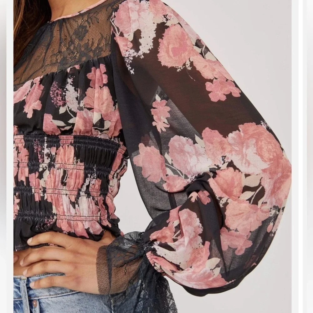 NWT 🎉🎉Host Pick‼️FREE PEOPLE DAPHNE FLORAL BLOUSE MIDNIGHT COMBO - Picture 3 of 15